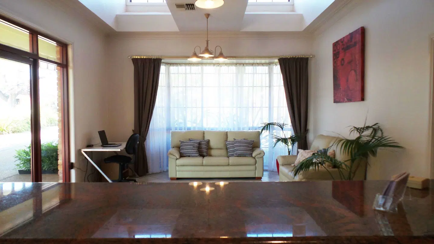 Best Western Ambassador Motor Inn ROOM_EXAMPLE