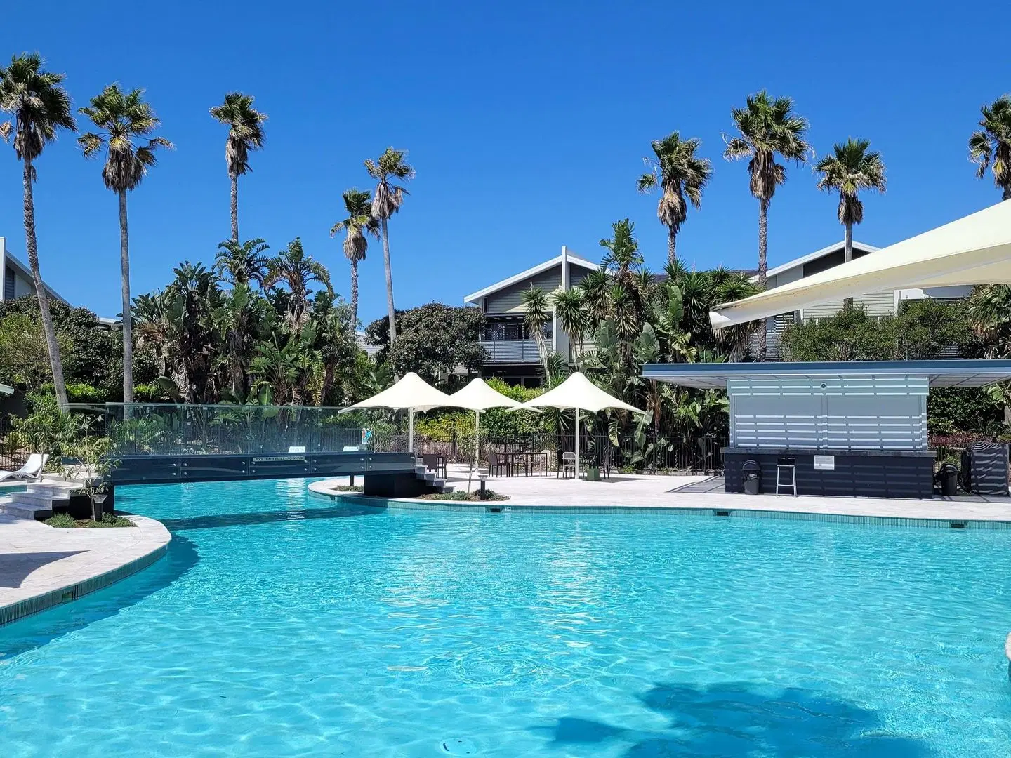 Pullman Magenta Shores Resort OUTDOOR_POOL