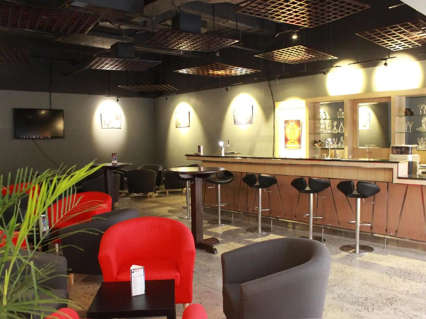 Sakura Park Hotel & Residence BAR