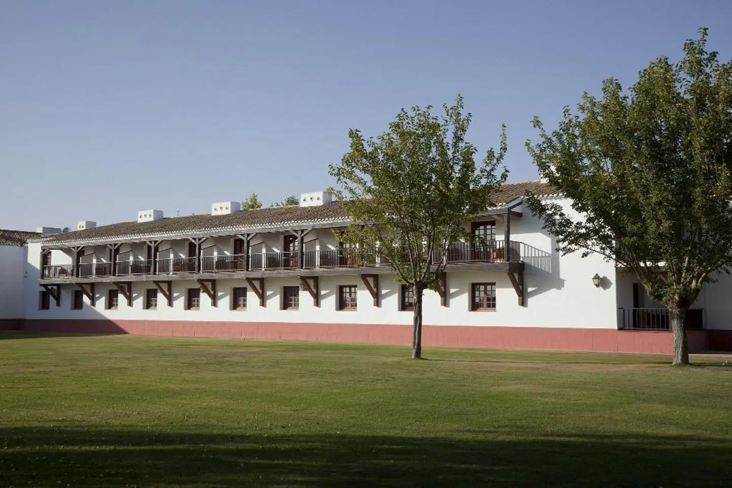 Parador de Albacete EXTERIOR