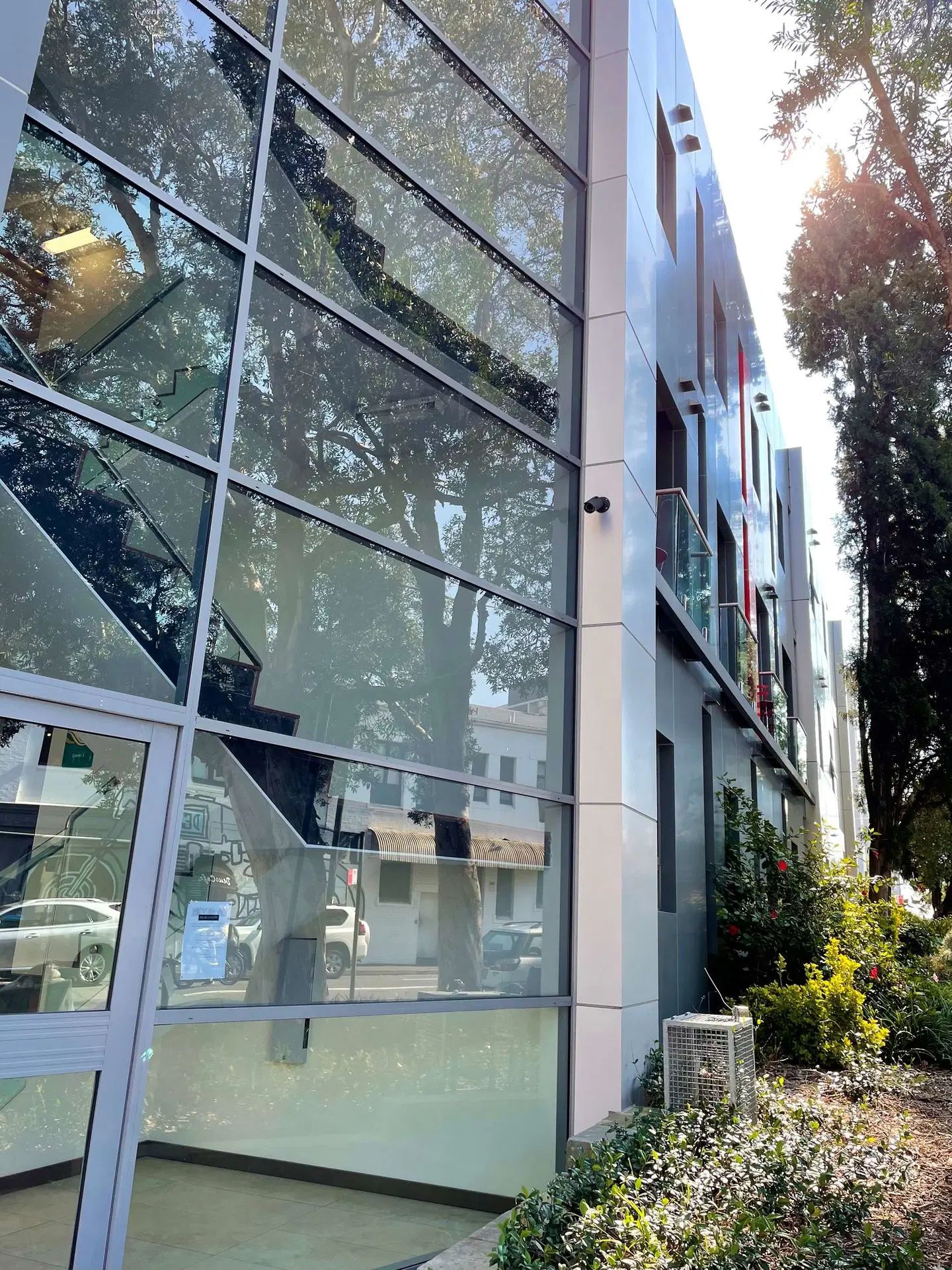 Best Western Plus Camperdown Suites EXTERIOR