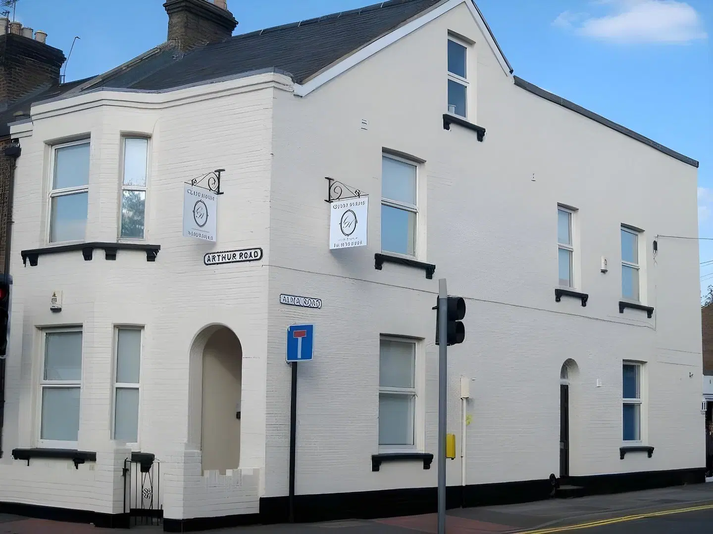 Charles House EXTERIOR