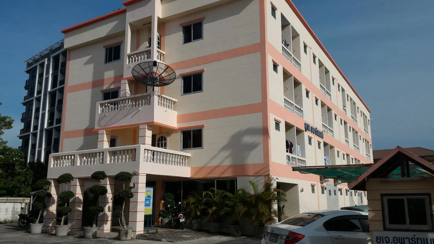 UJ apartment EXTERIOR
