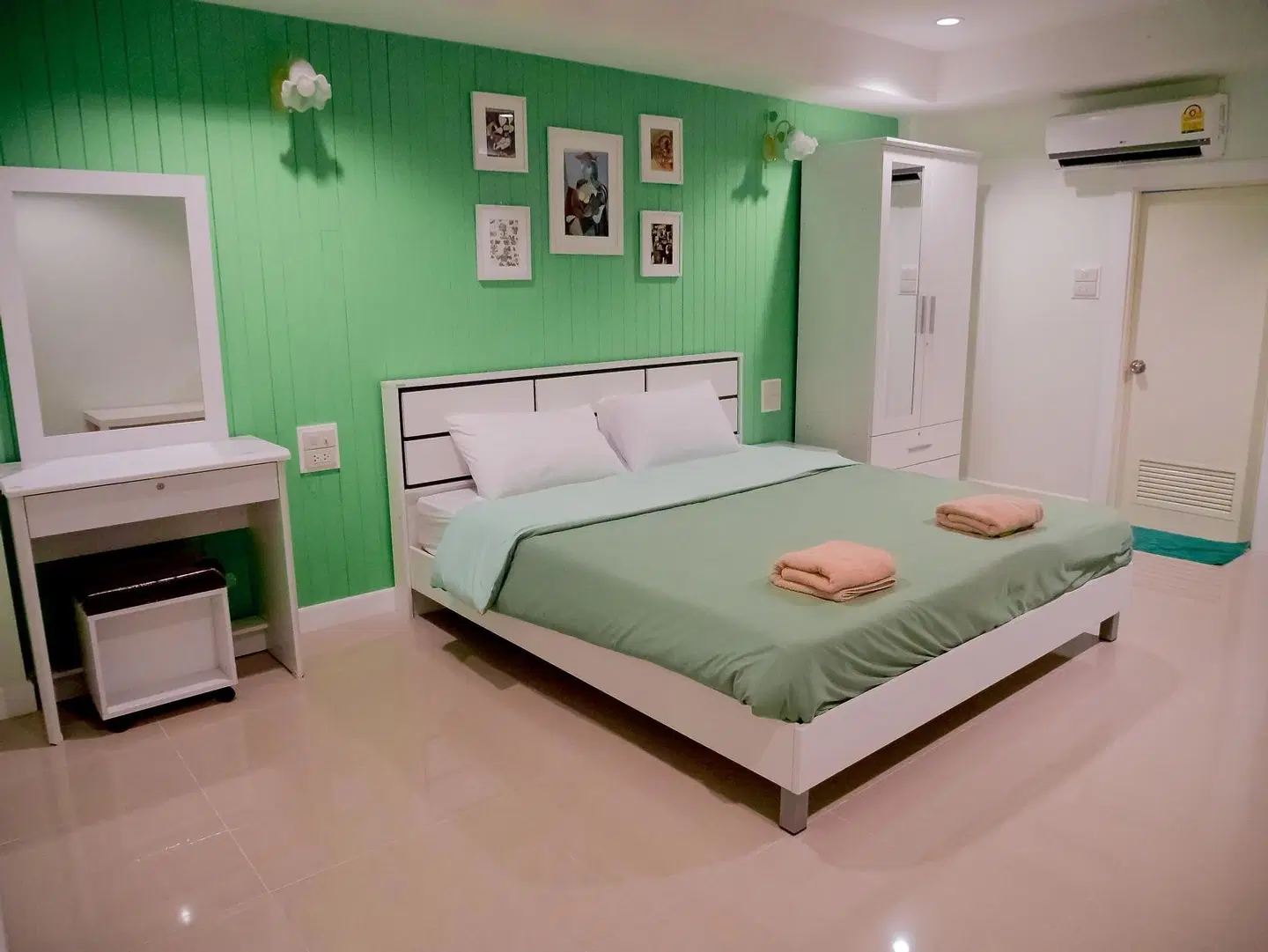 UJ apartment HEALTH_BEAUTY