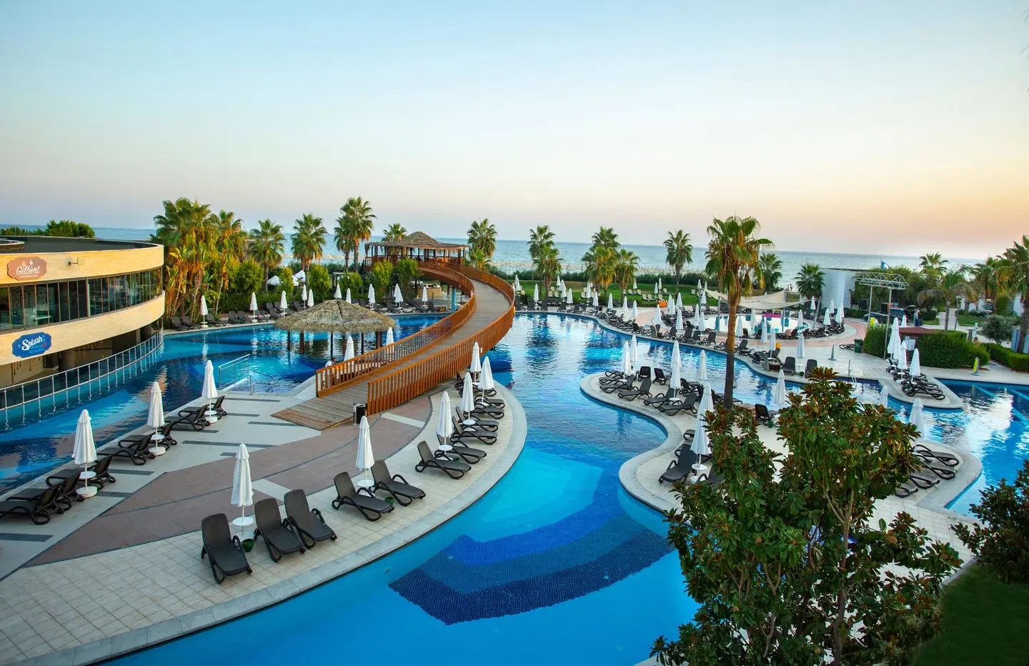 Sherwood Dreams Resort OUTDOOR_POOL