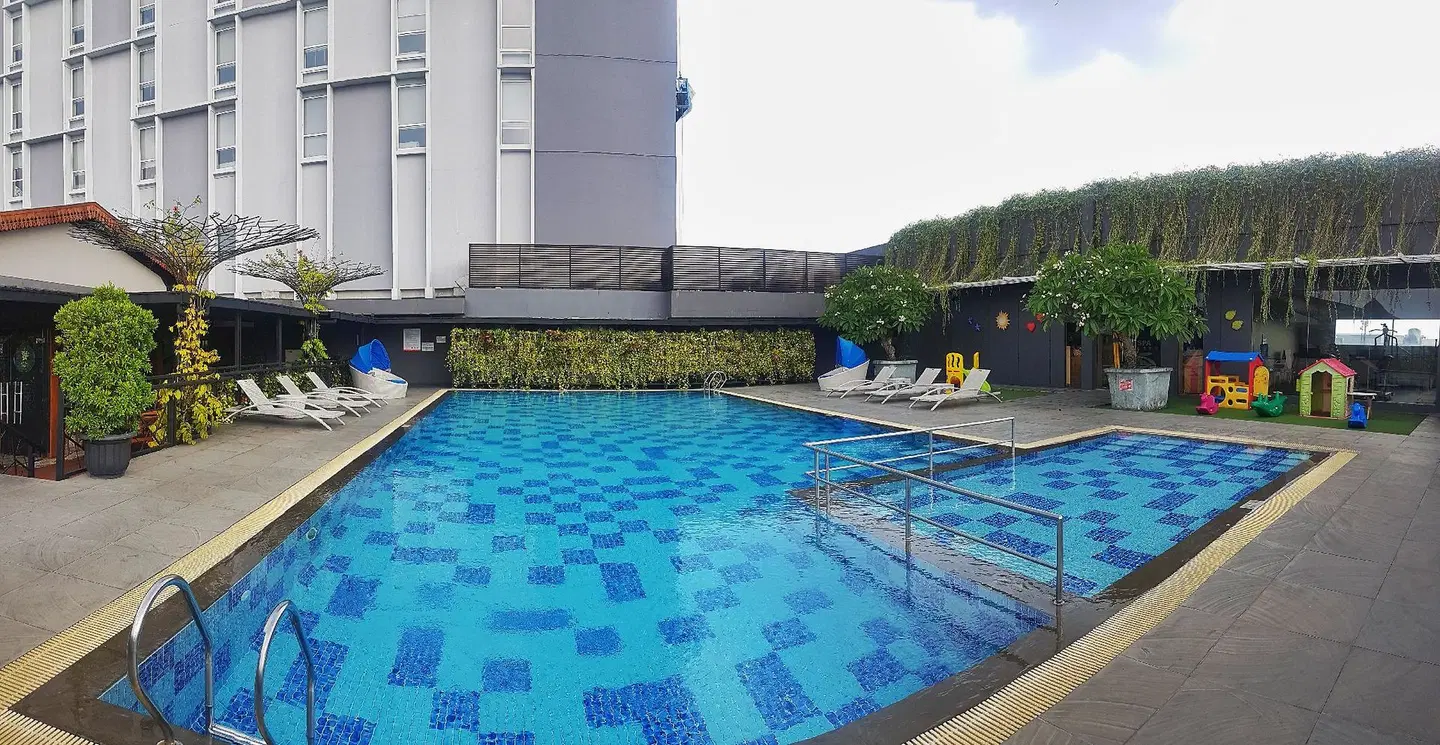 Swiss-Belinn Saripetojo Solo OUTDOOR_POOL
