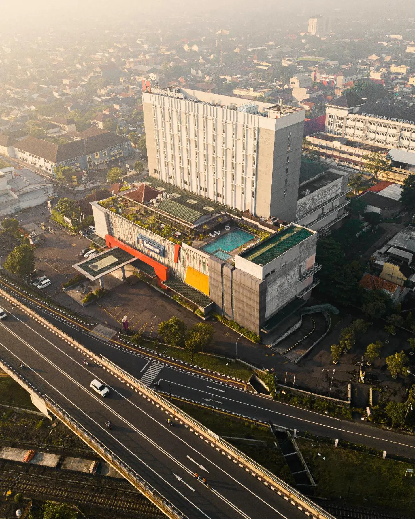 Swiss-Belinn Saripetojo Solo EXTERIOR
