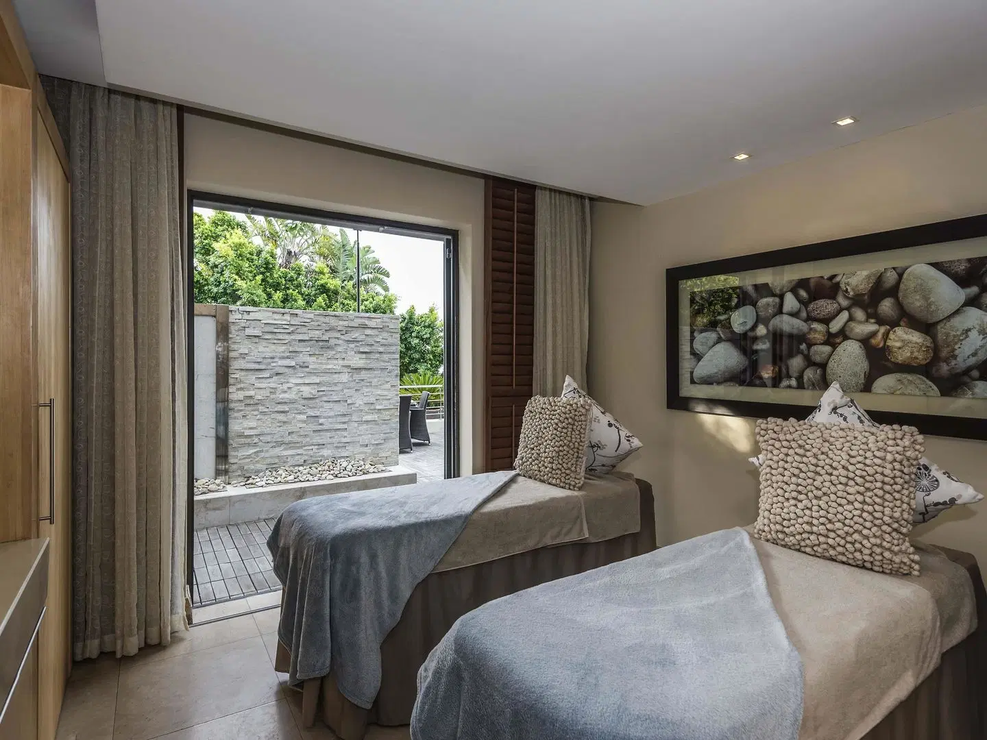 No5 Boutique Art Hotel by Mantis ROOM_EXAMPLE