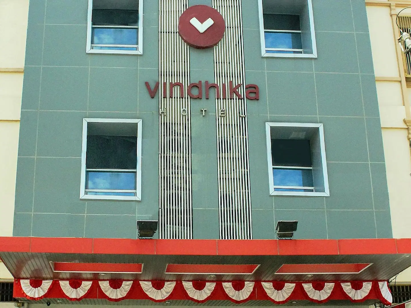Vindhika Hotel EXTERIOR