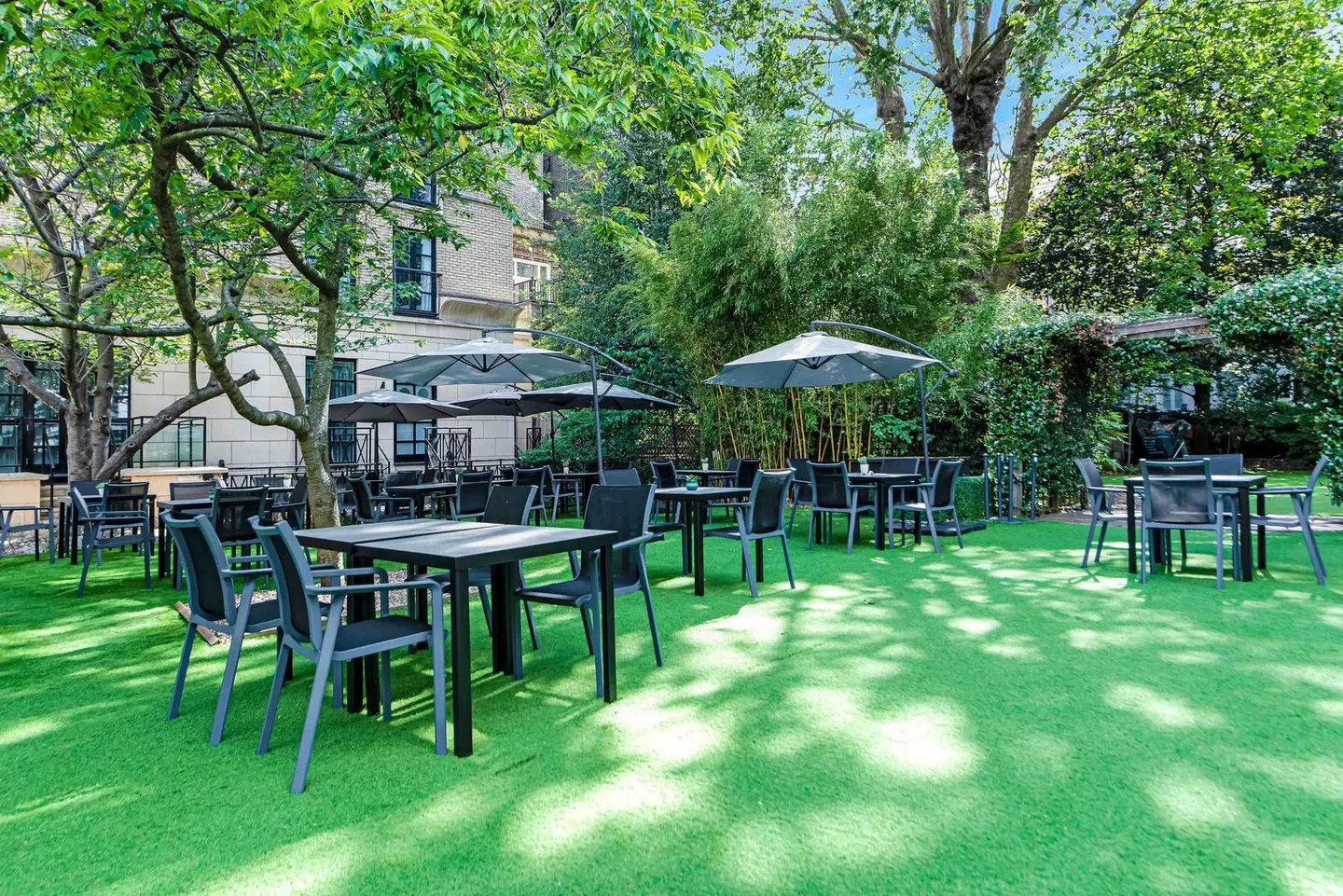 DoubleTree by Hilton London Kensington Terrasse