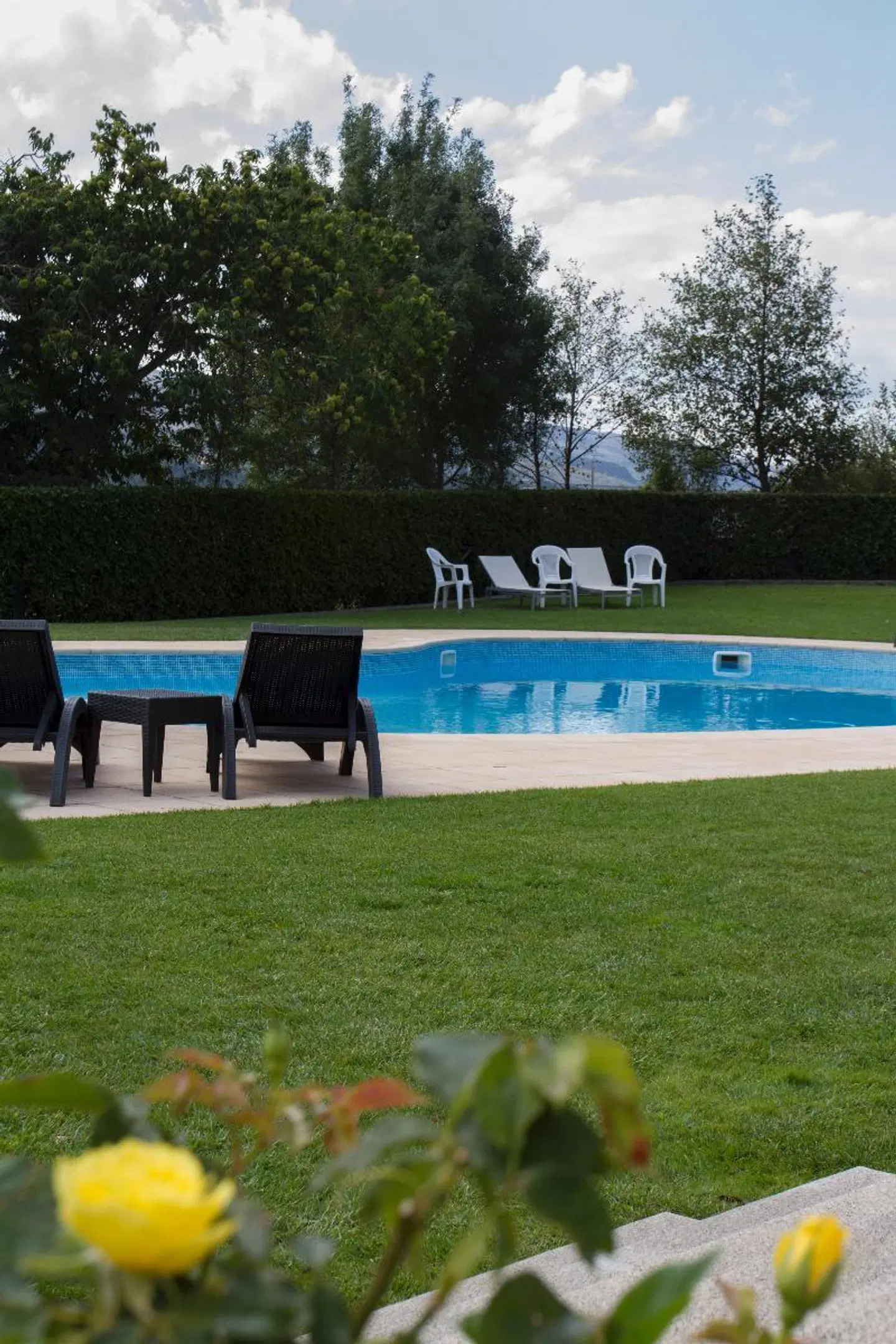 Aguiar da Pena OUTDOOR_POOL