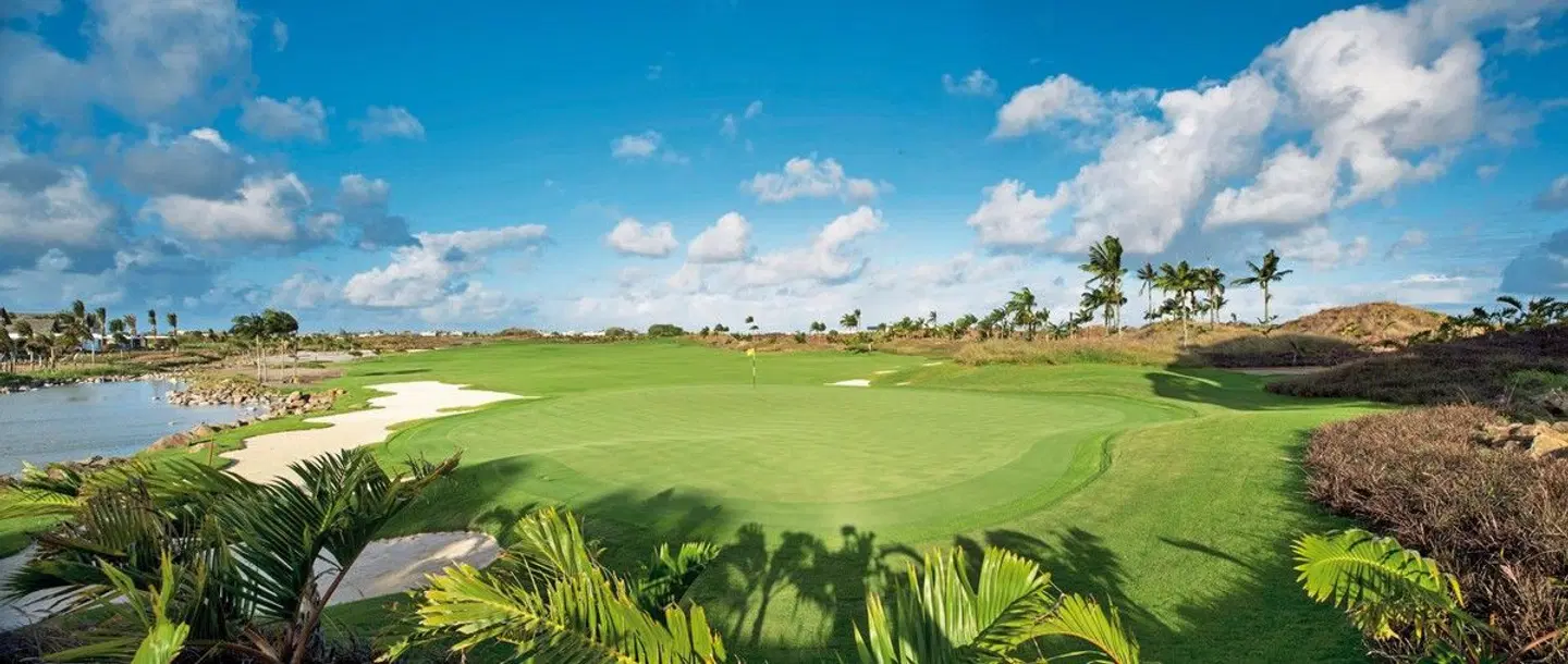 Royal Palm Beachcomber SPORTS_AND_LEISURE