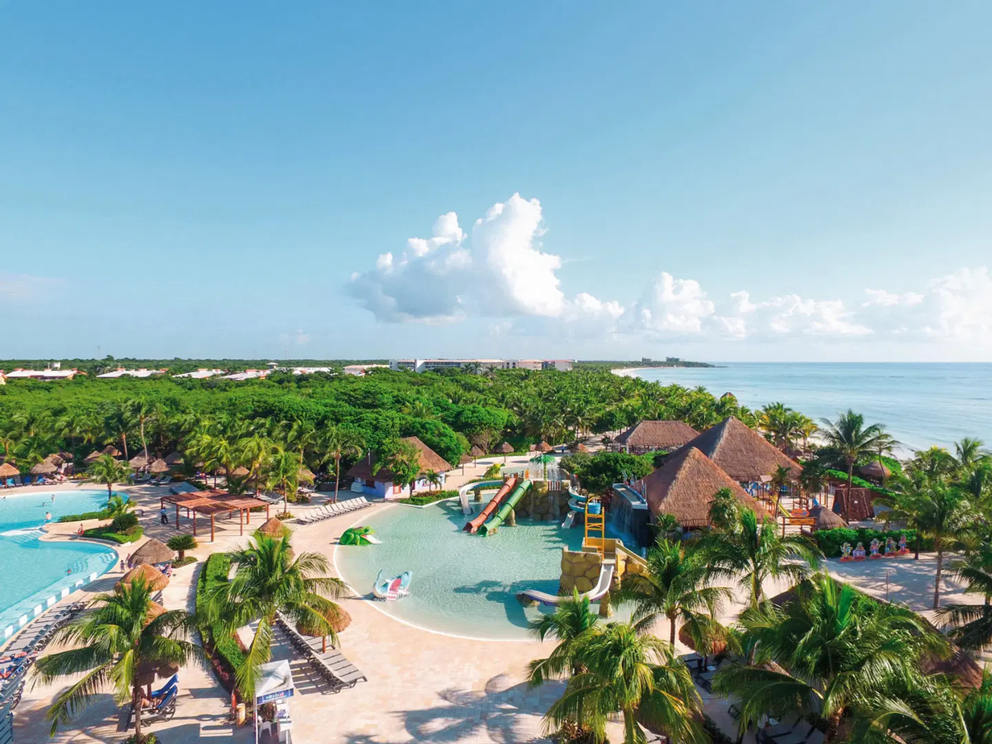 Grand Palladium Colonial Resort & Spa BEACH