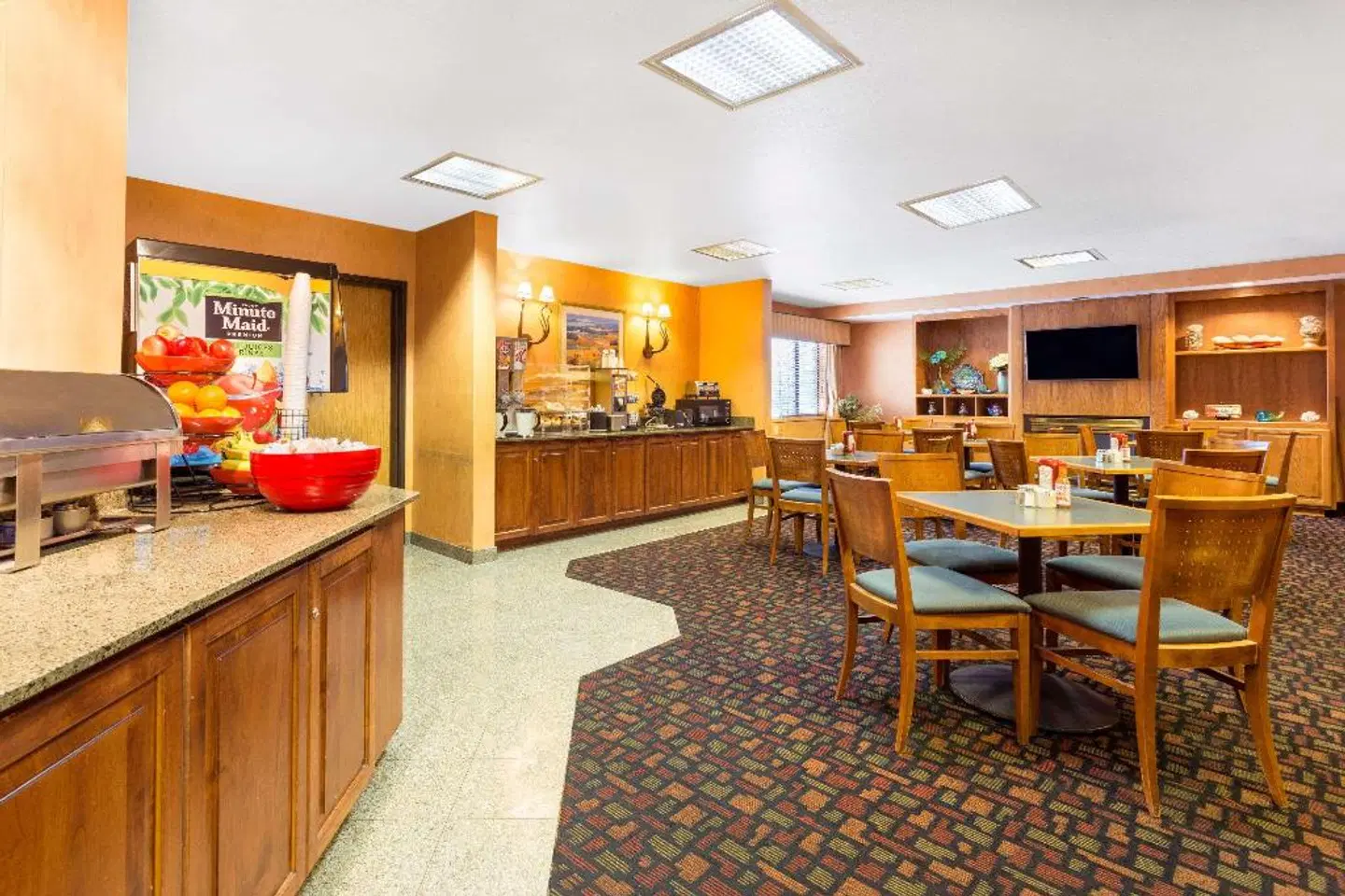 Ramada by Wyndham Kent Seattle Area Restaurant