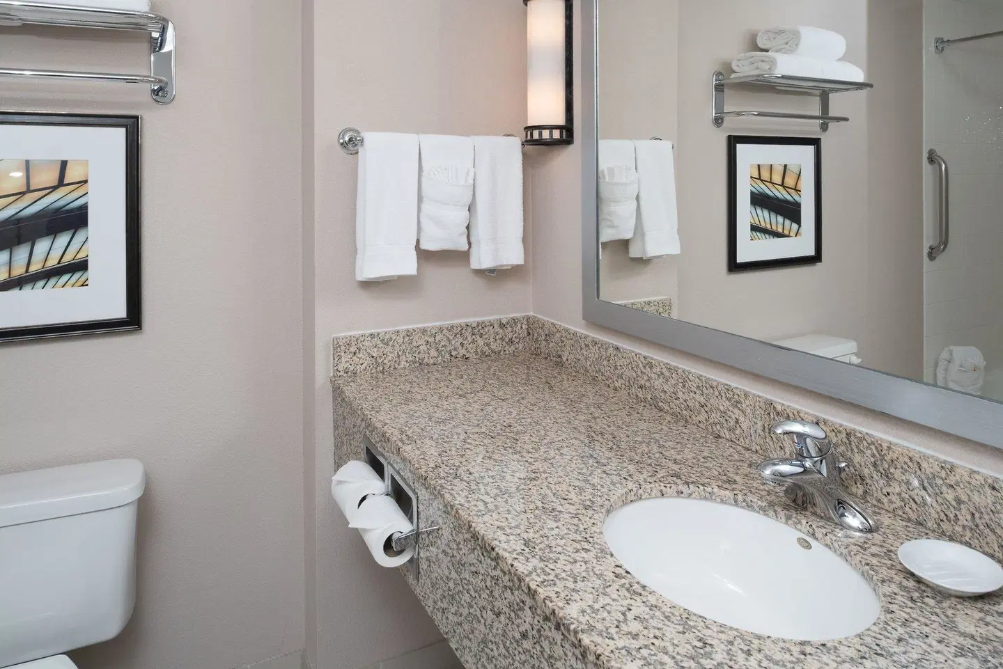 Holiday Inn Spokane Airport Badezimmer