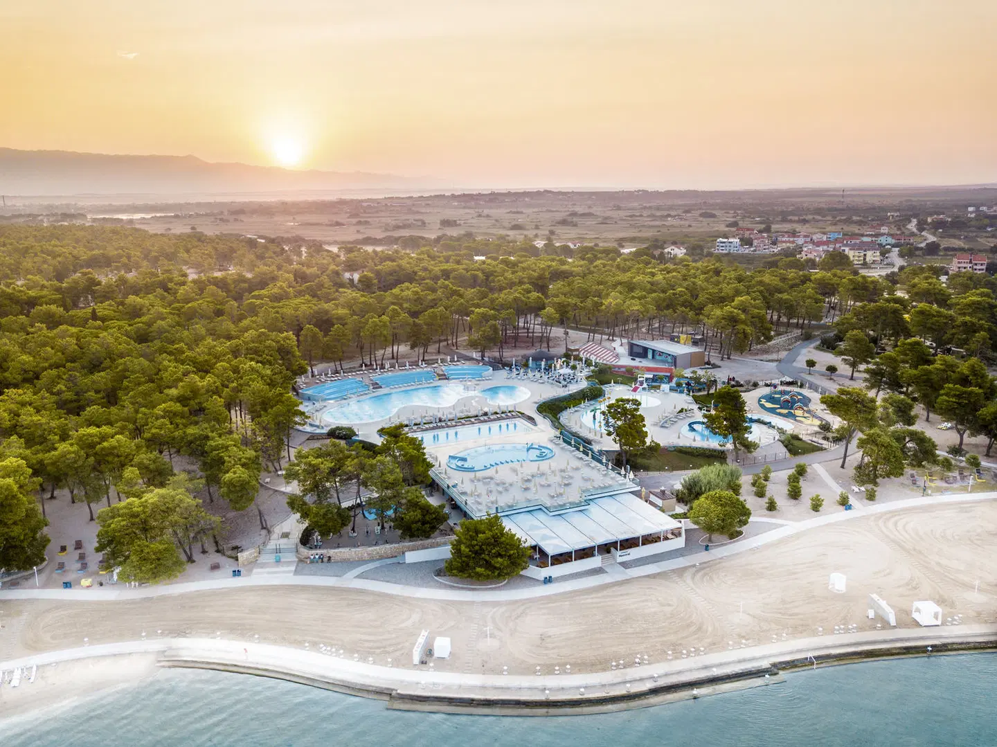 Zaton Holiday Resort - 3* Apartments EXTERIOR