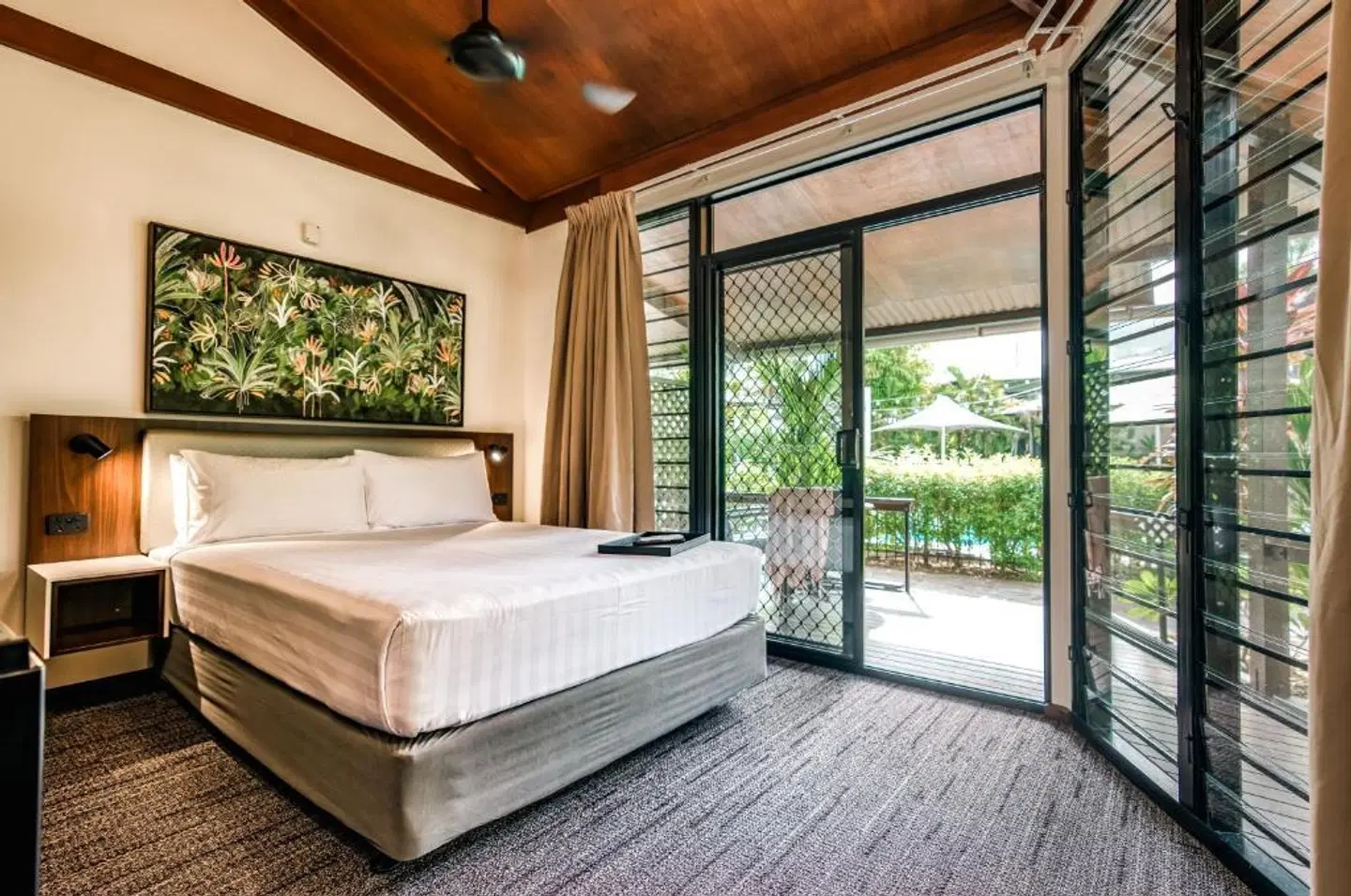 Palms City Resort ROOM_EXAMPLE