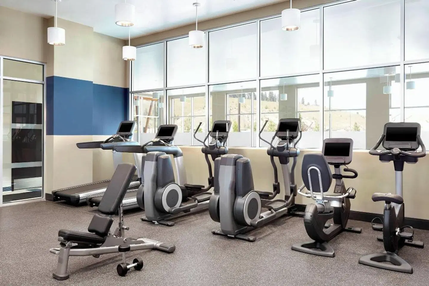 Four Points by Sheraton Kelowna Airport SPORTS_AND_LEISURE