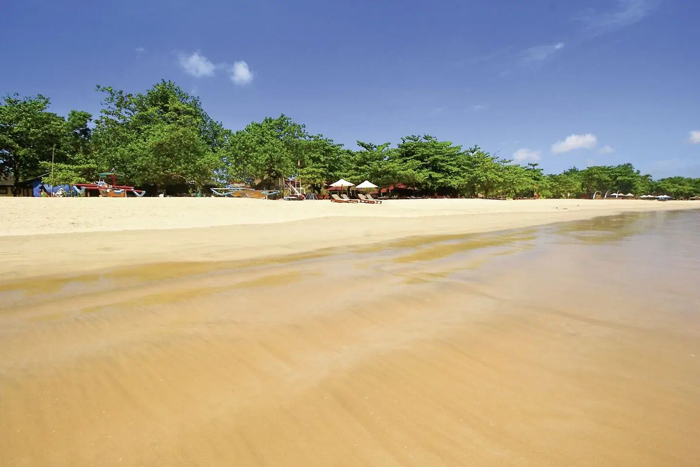 Keraton Jimbaran Beach Resort Strand