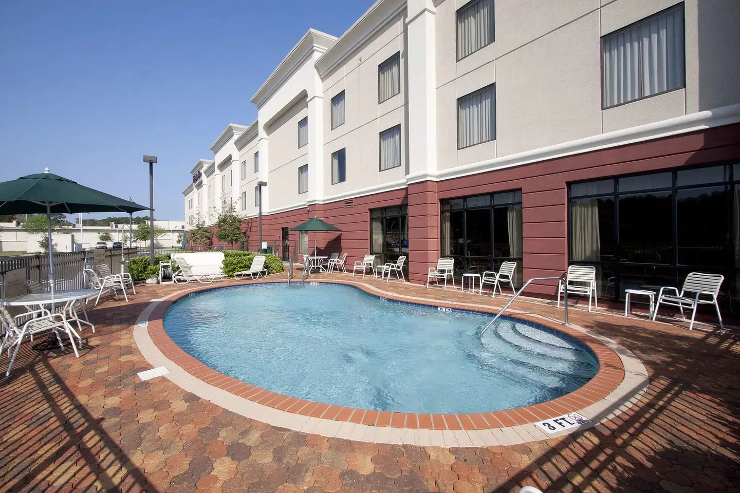 Hampton Inn Jacksonville I-10 West OUTDOOR_POOL