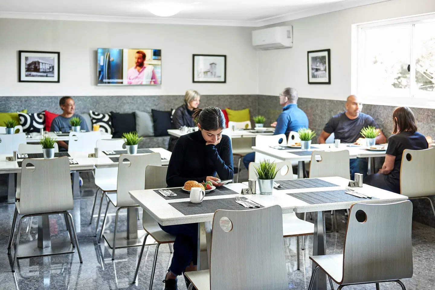 Best Western Casula Motor Inn Restaurant