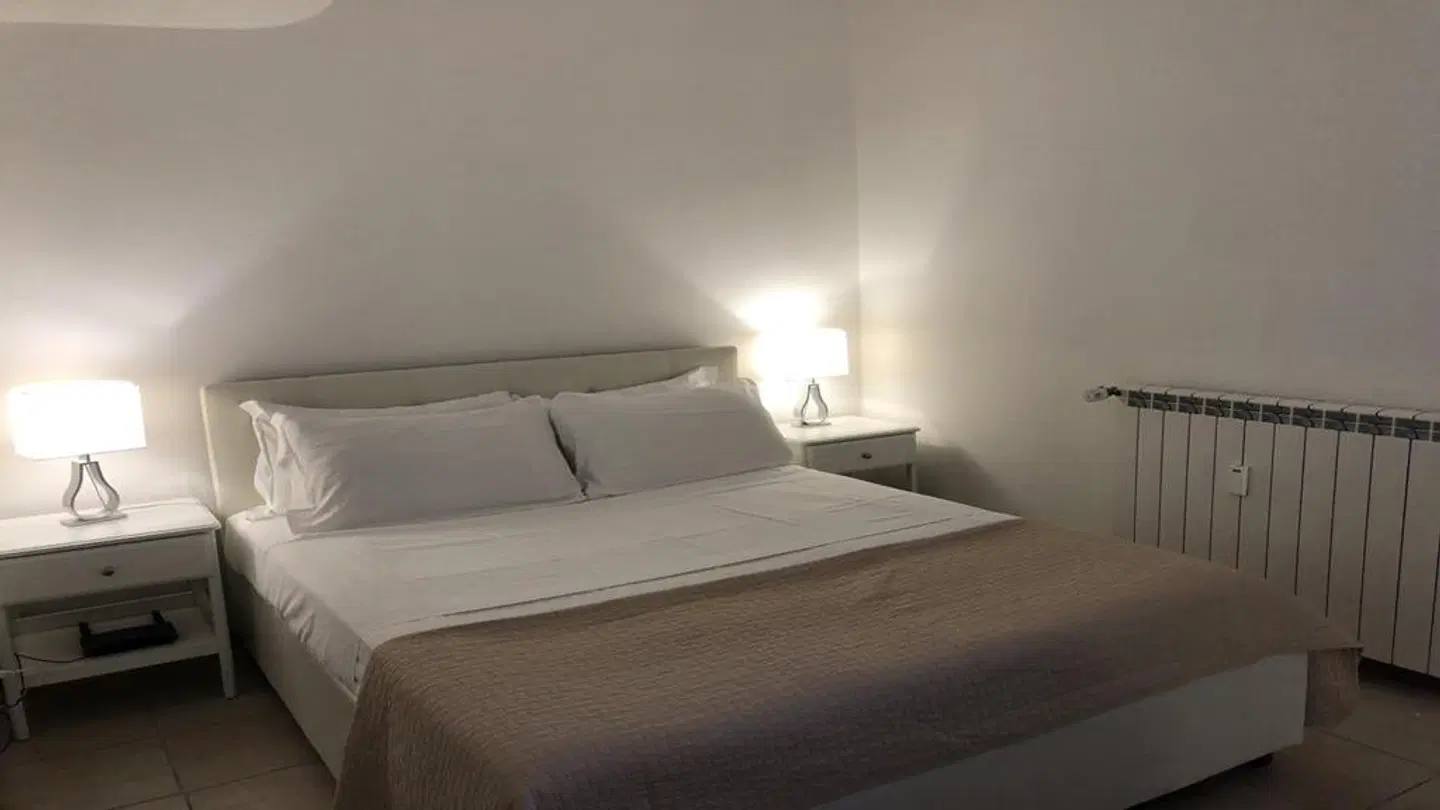 Oro 1 ROOM_EXAMPLE