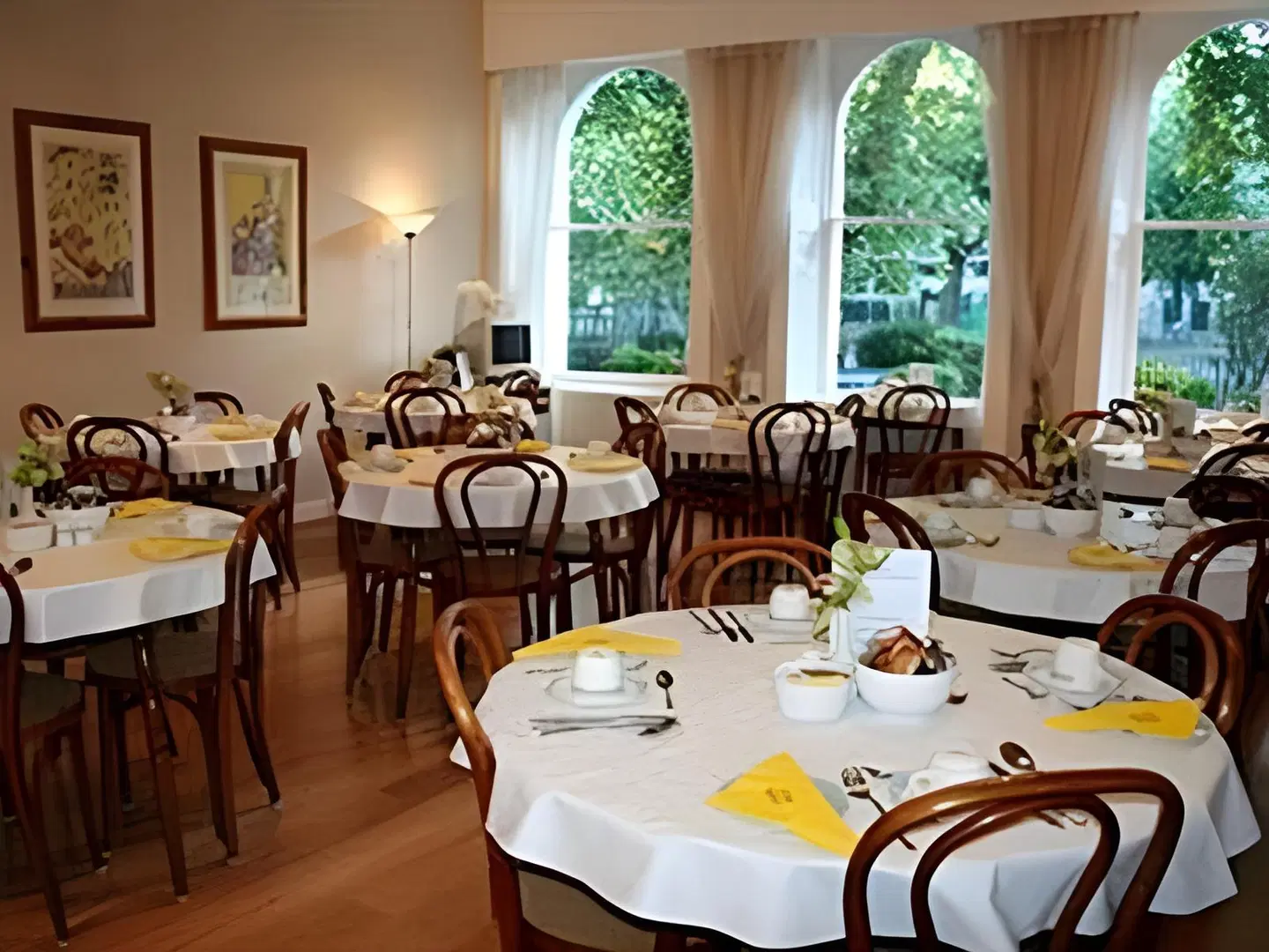 The Euro Hotel RESTAURANT