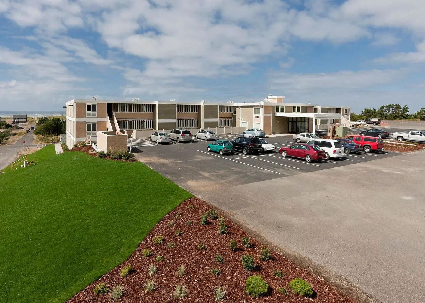 WorldMark Surfside Inn EXTERIOR