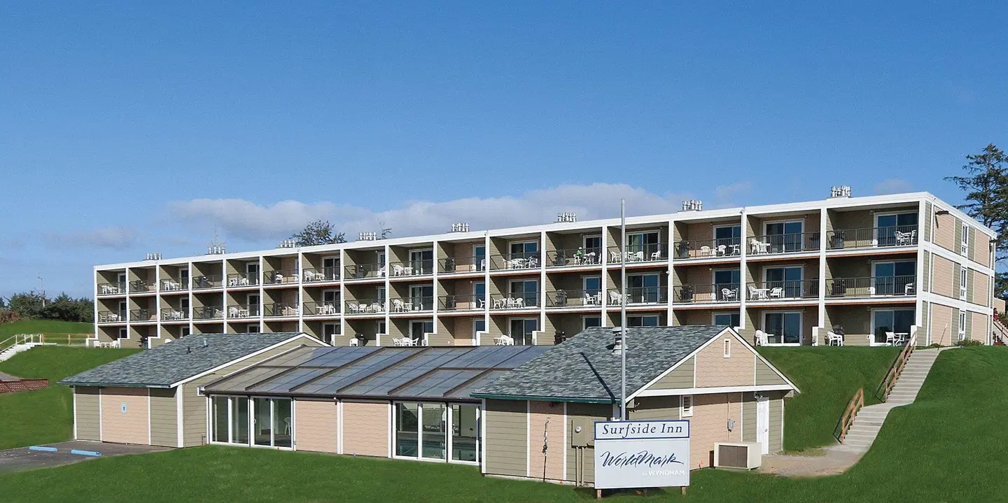 WorldMark Surfside Inn EXTERIOR