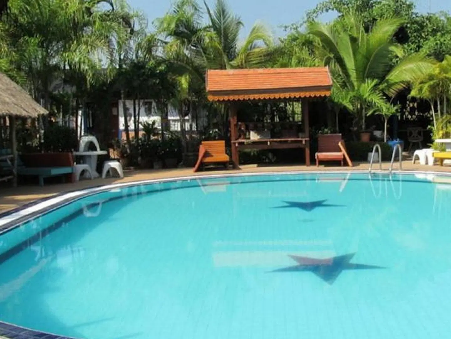Orchid Hibiscus Guest House OUTDOOR_POOL