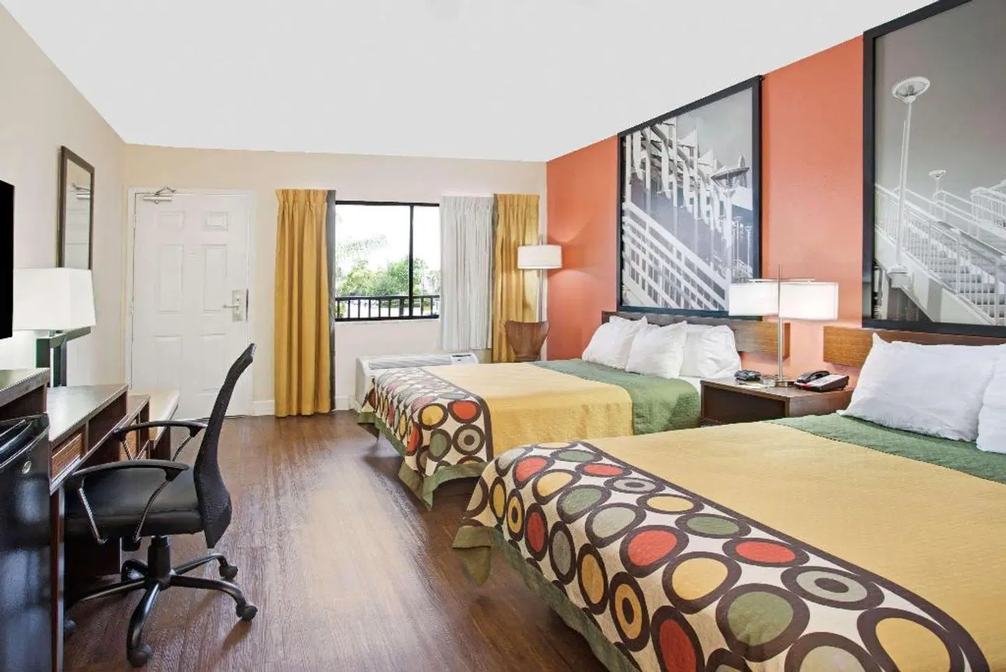 Super 8 by Wyndham Orlando International Drive ROOM_EXAMPLE