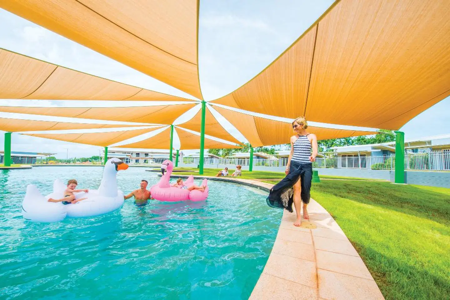 Club Tropical Resort Darwin Hallenbad