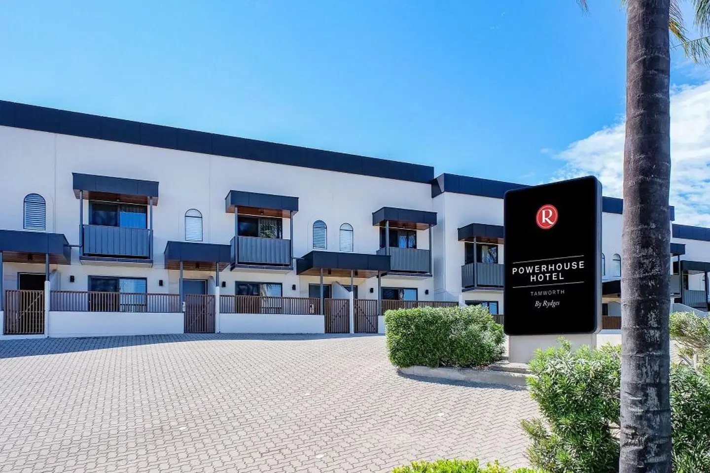 Powerhouse Hotel Tamworth by Rydges EXTERIOR