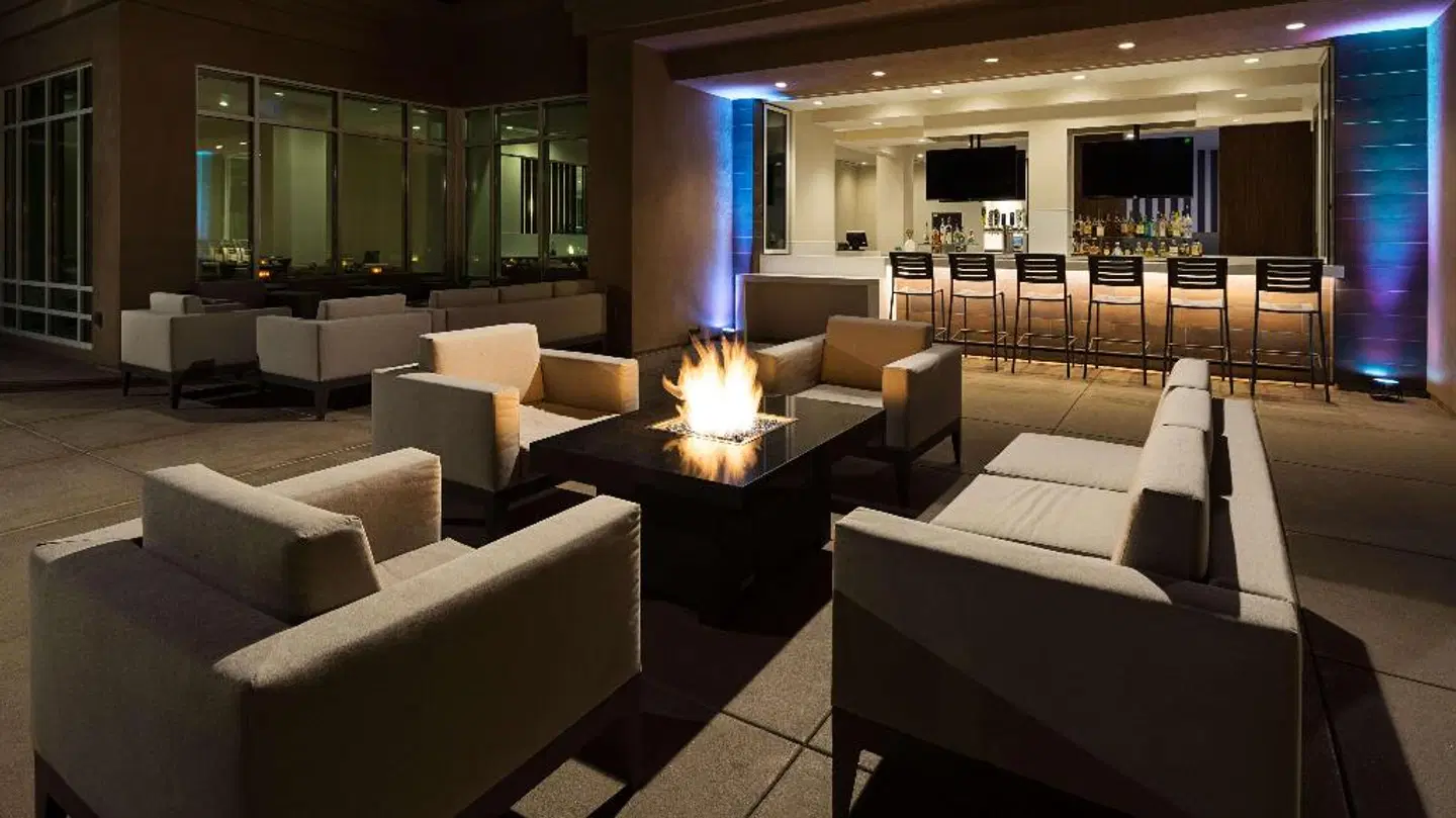 DoubleTree by Hilton San Diego/Del Mar LOUNGE_LOBBY