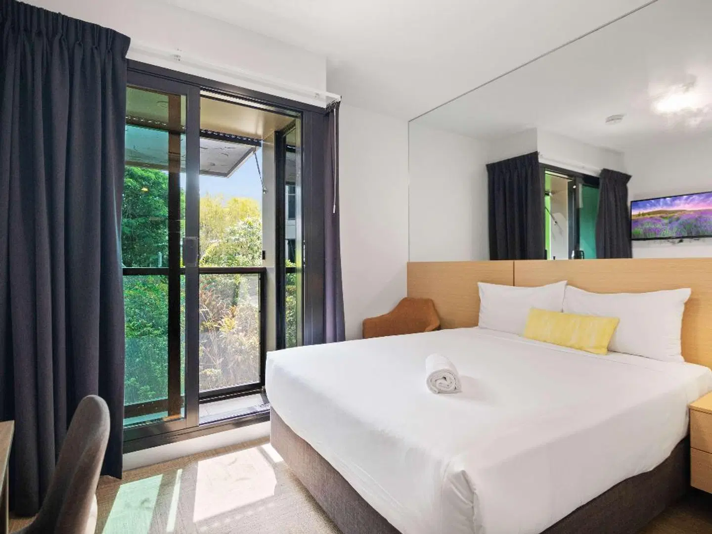 ibis Darwin Airport Hotel ROOM_EXAMPLE