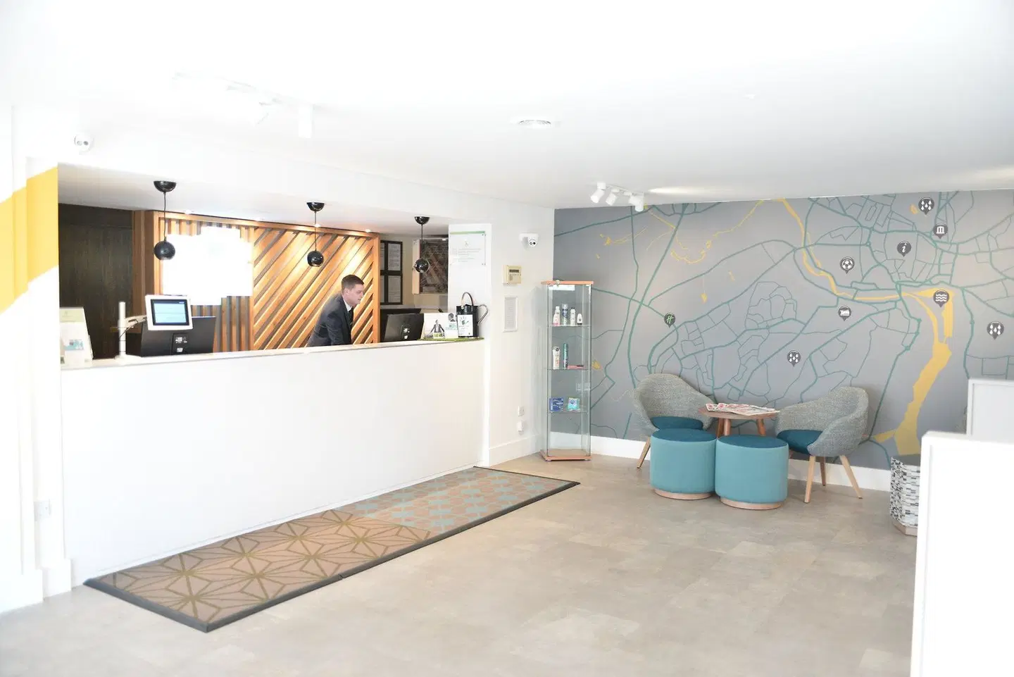 Holiday Inn Ipswich by IHG LOUNGE_LOBBY