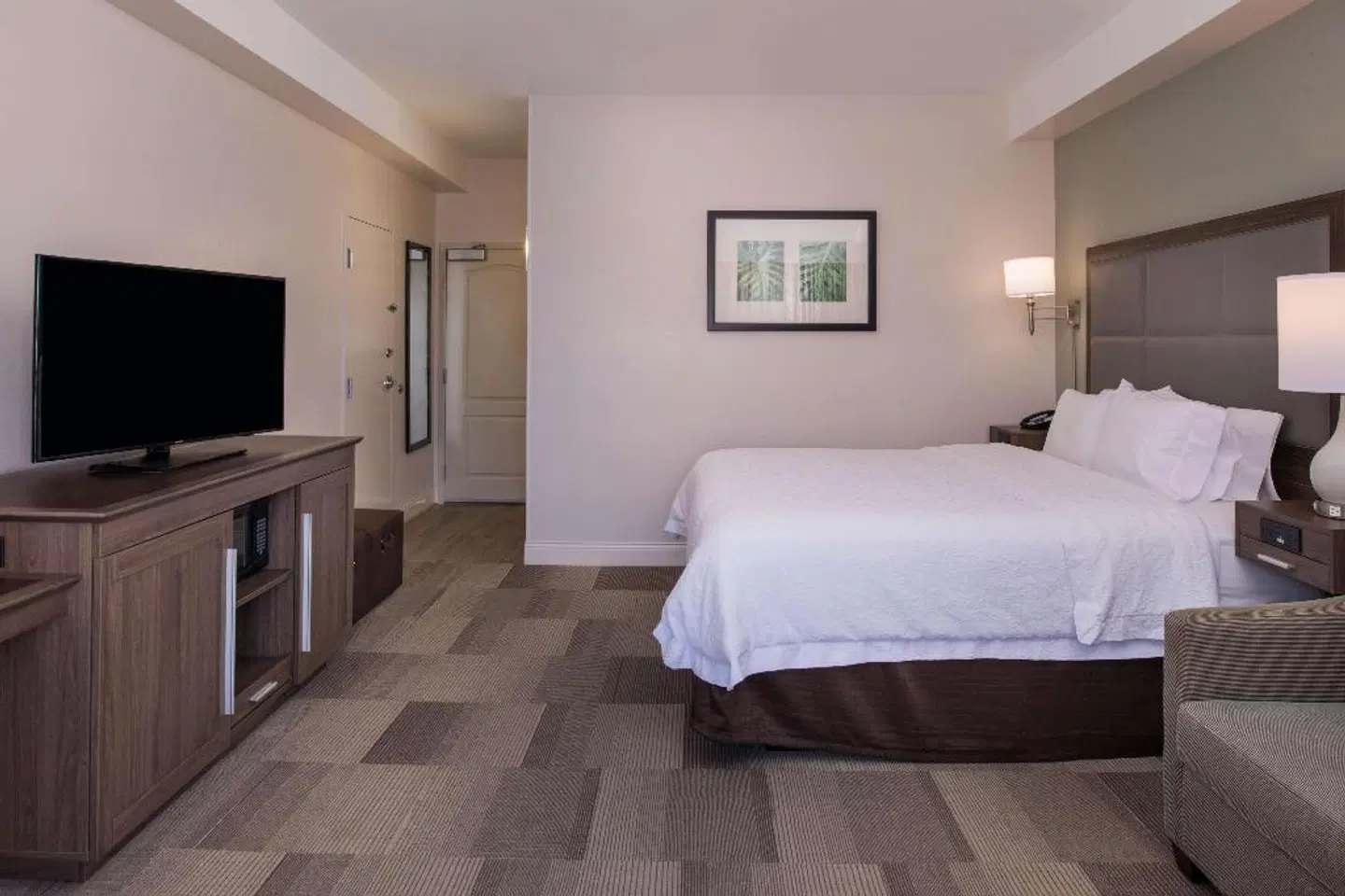 Hampton Inn Channel Islands Harbor ROOM_EXAMPLE