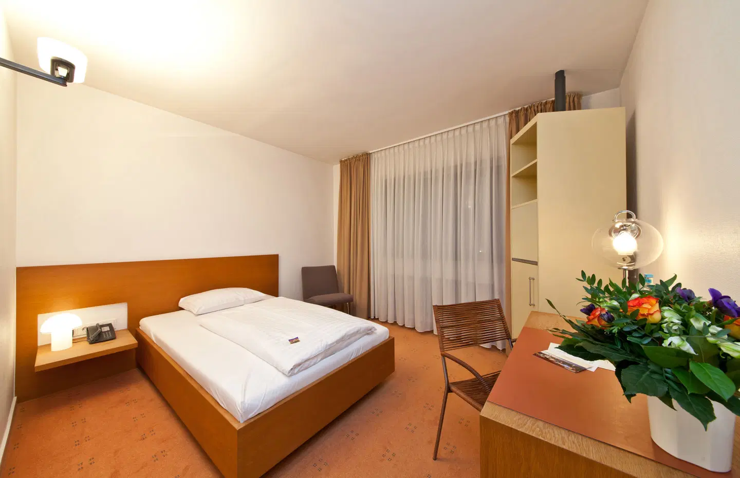 Garner Hotel Cologne East ROOM_EXAMPLE