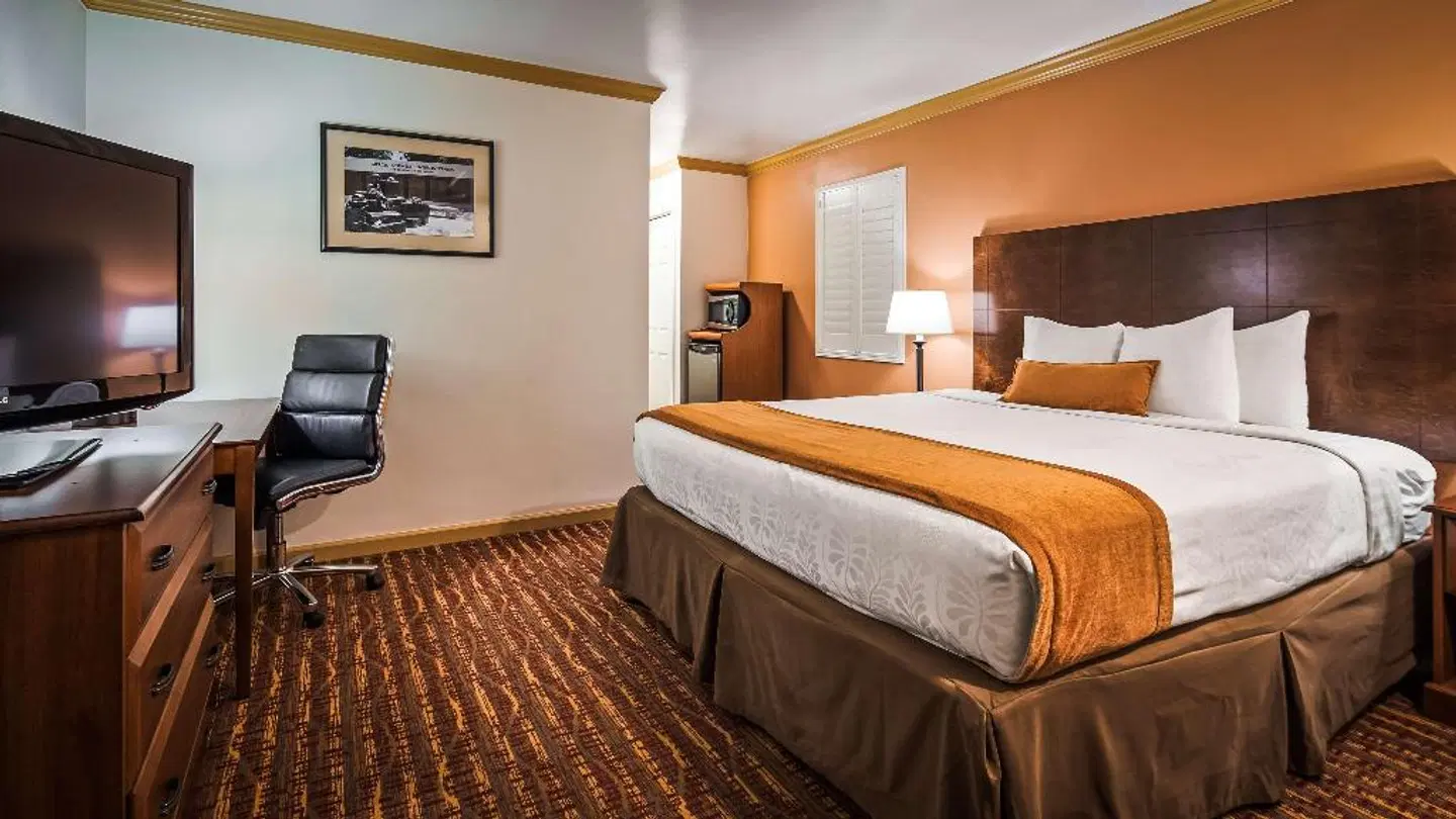 Best Western Plus Inn ROOM_EXAMPLE