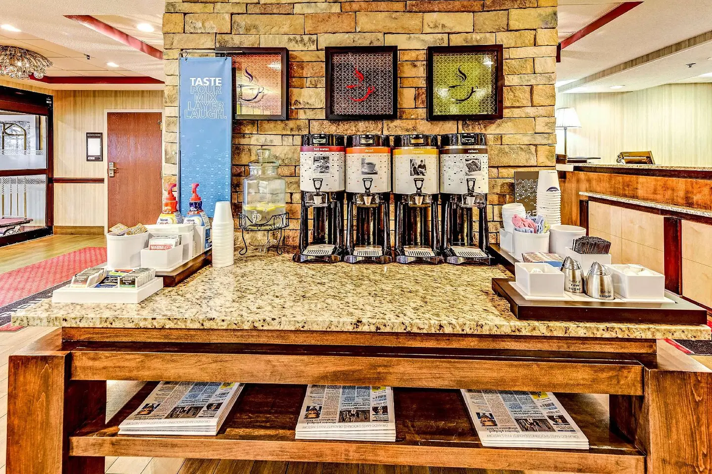 Hampton Inn Columbus I-70E/Hamilton Rd. LOUNGE_LOBBY