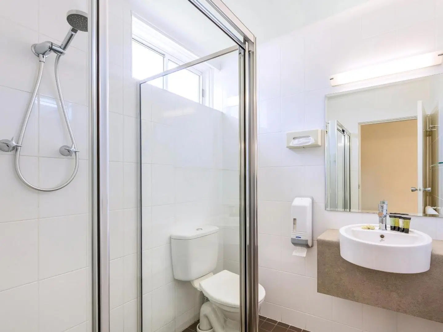BreakFree Queanbeyan Badezimmer