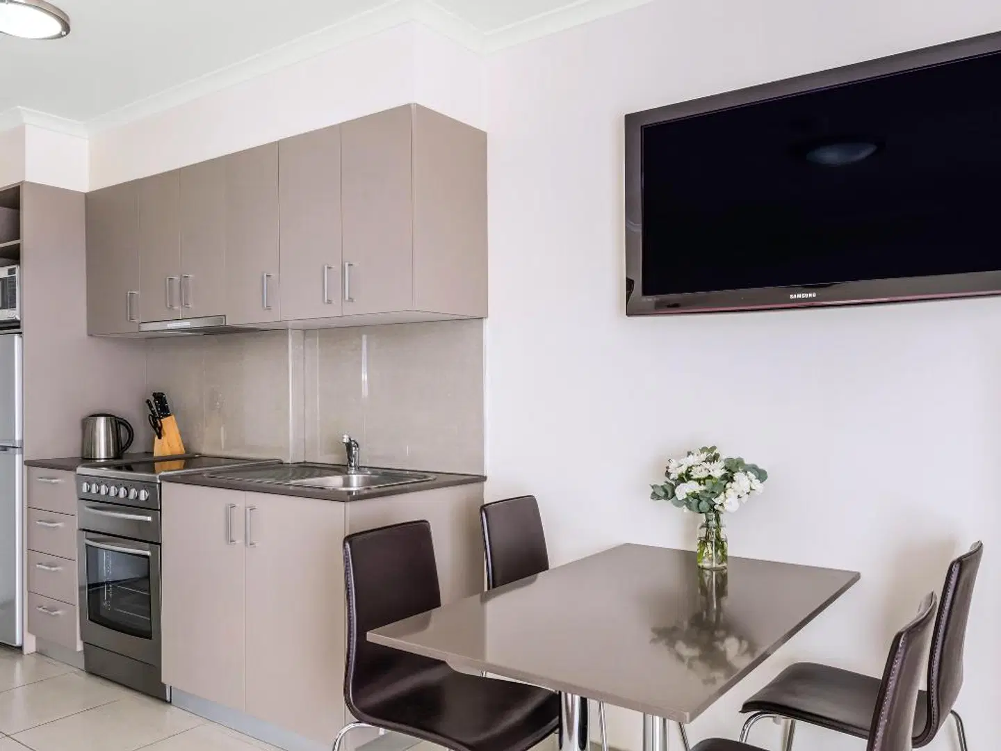 BreakFree Queanbeyan ROOM_EXAMPLE