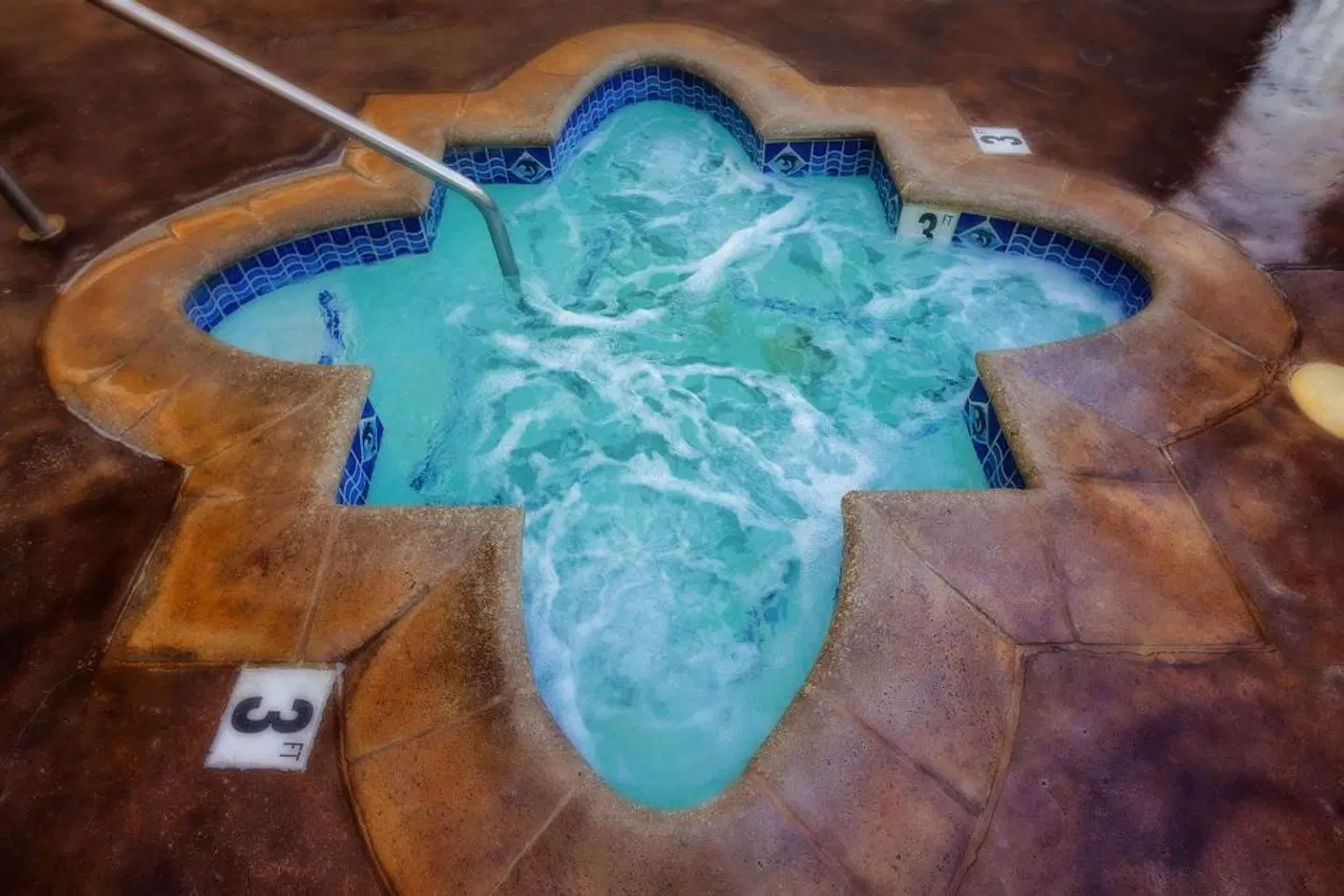 Best Western Plus Carpinteria OUTDOOR_POOL