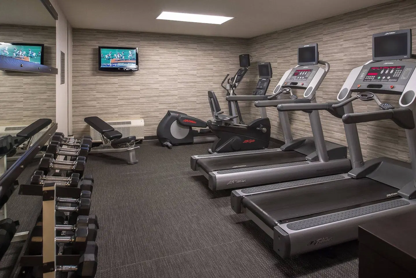 Courtyard by Marriott Spokane Downtown at the Convention Center SPORTS_AND_LEISURE