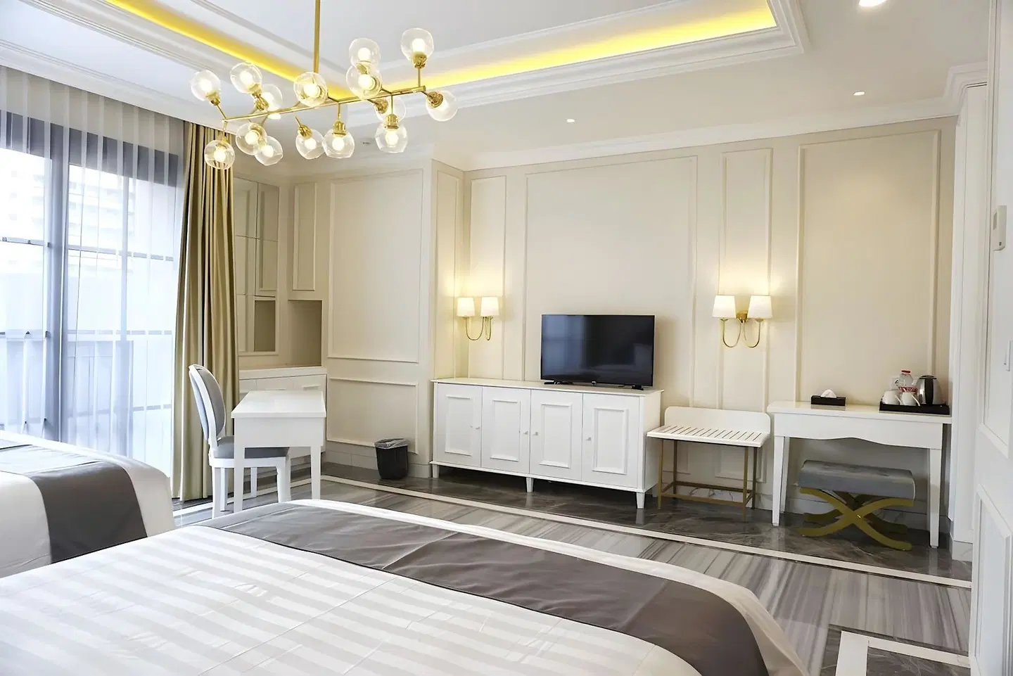 Grand Senyum Hotel, Tugu Yogyakarta LOUNGE_LOBBY