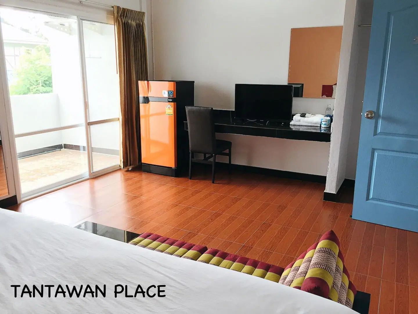 Tantawan Place ROOM_EXAMPLE