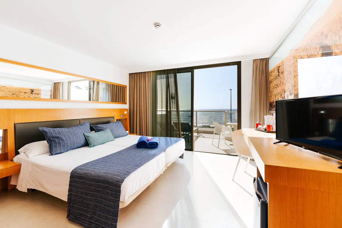 R2 Design Hotel Bahía Playa ROOM_EXAMPLE