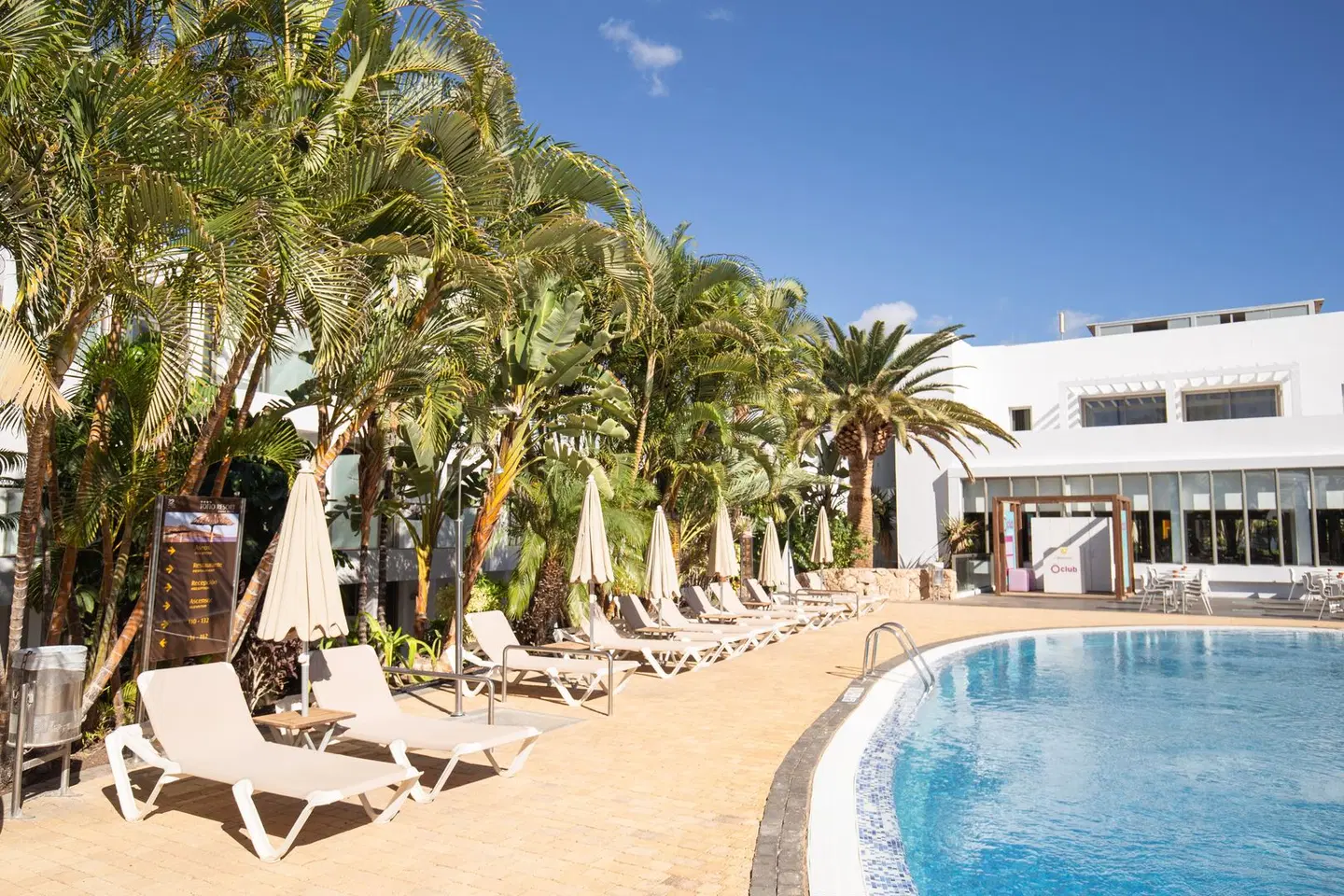 R2 Bahía Playa Design Hotel & Spa - Adults only OUTDOOR_POOL