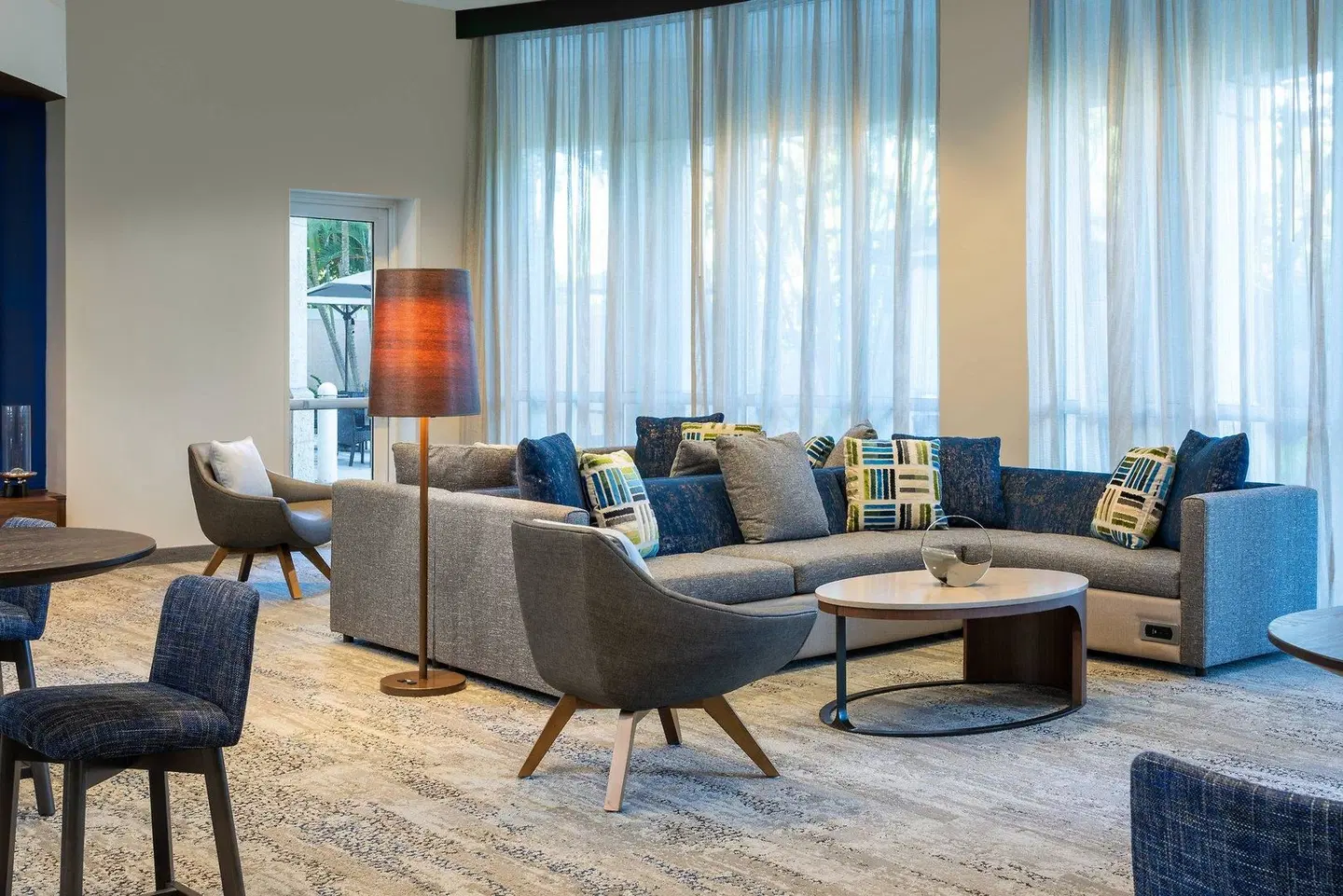 Courtyard by Marriott Fort Lauderdale Airport & Cruise Port LOUNGE_LOBBY