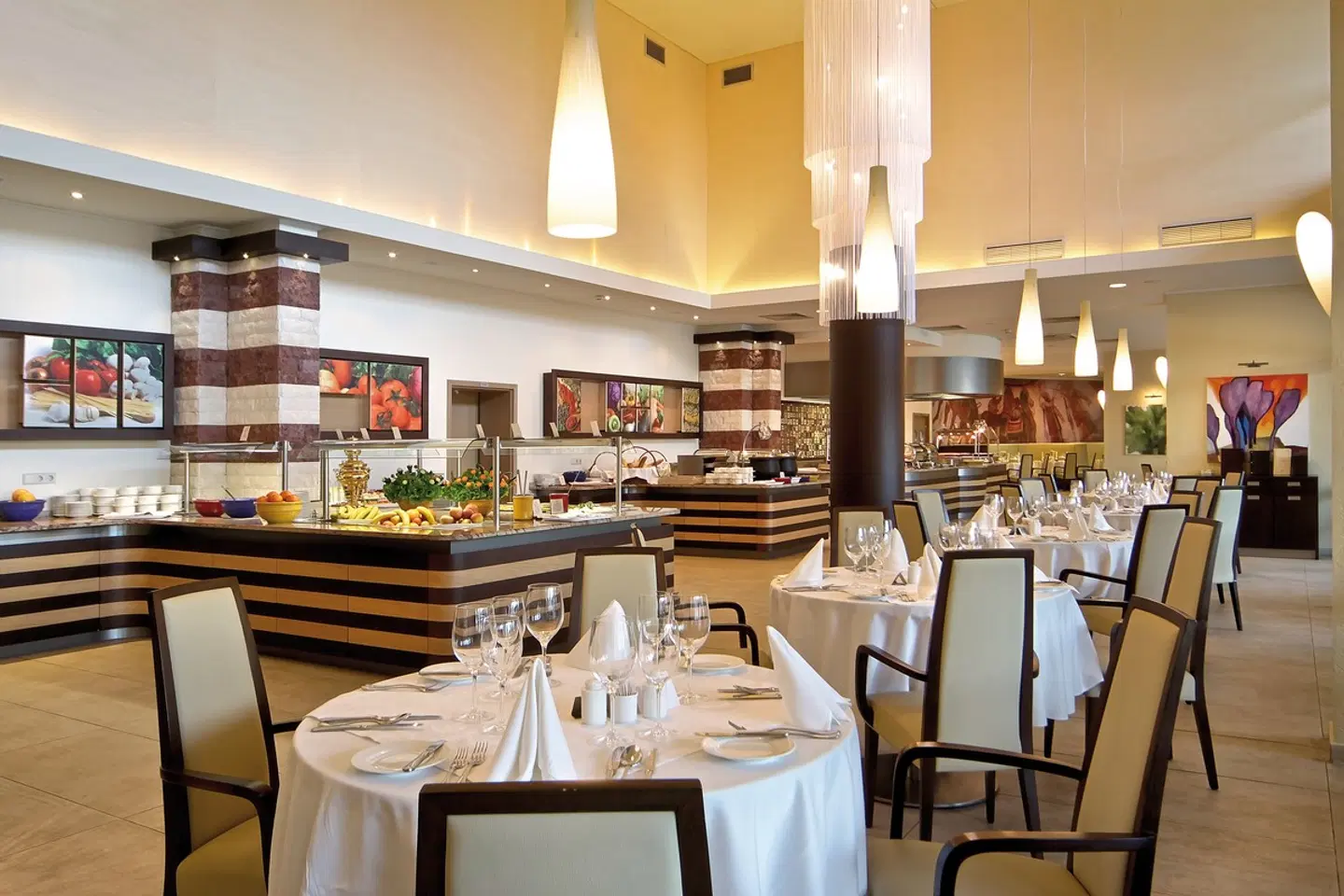 Flamingo Grand Hotel & Spa RESTAURANT